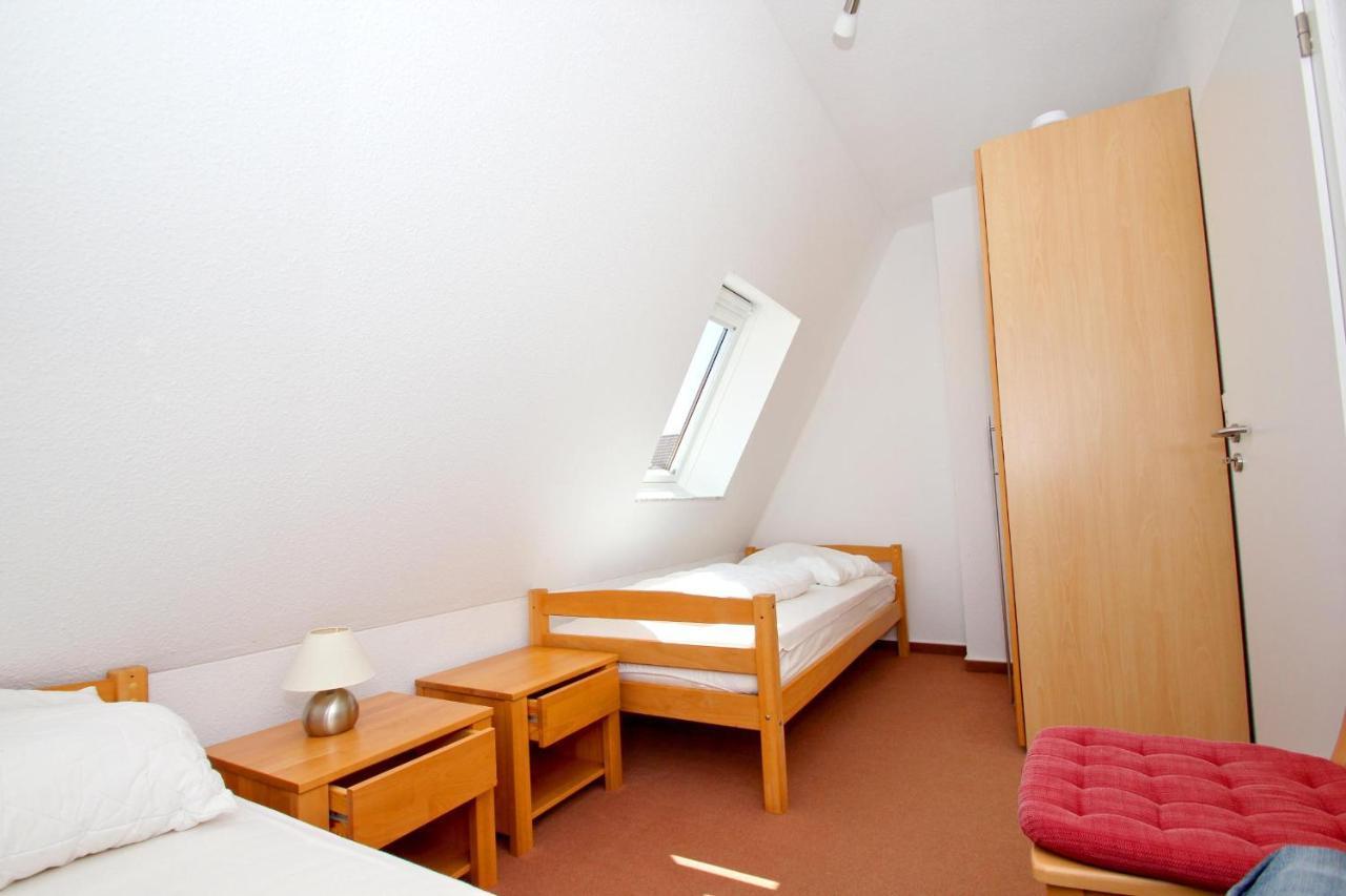 Hafennahe Ferienwohnung Mit Balkon Und Meerblick - Hafenhaeuser Wiek Wohnung 06 Wiek auf Rügen Εξωτερικό φωτογραφία